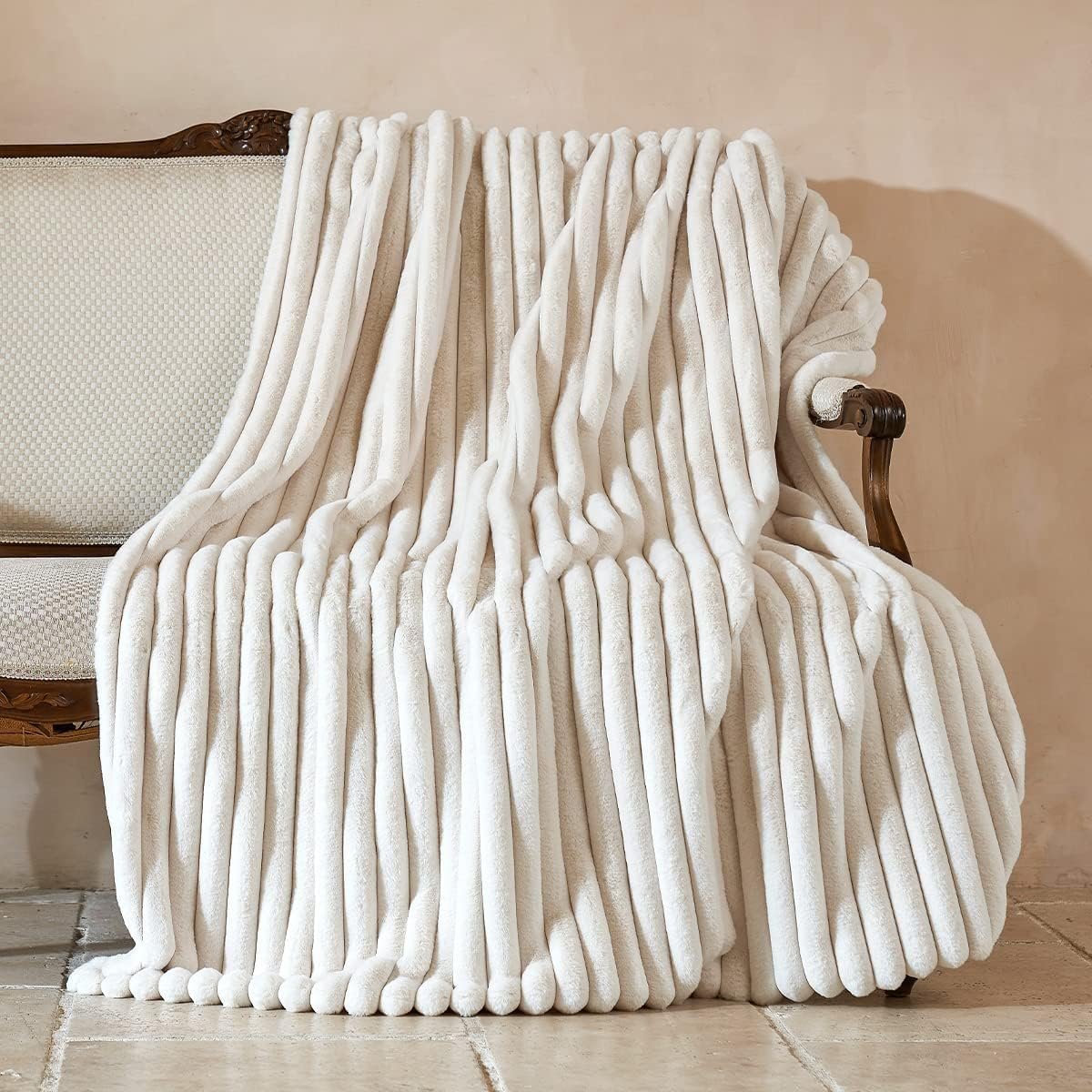 Faux Fur Throw Blanket for Couch, Cozy Fuzzy Fluffy Fur Luxurious Soft Striped Plush Gift Blankets for Family Sofa Chair Bed Living Room Bedroom, 55"x70", Ivory